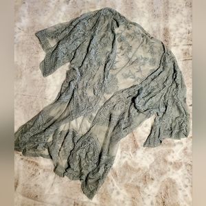 JODIFL light green embroidered lace kimono